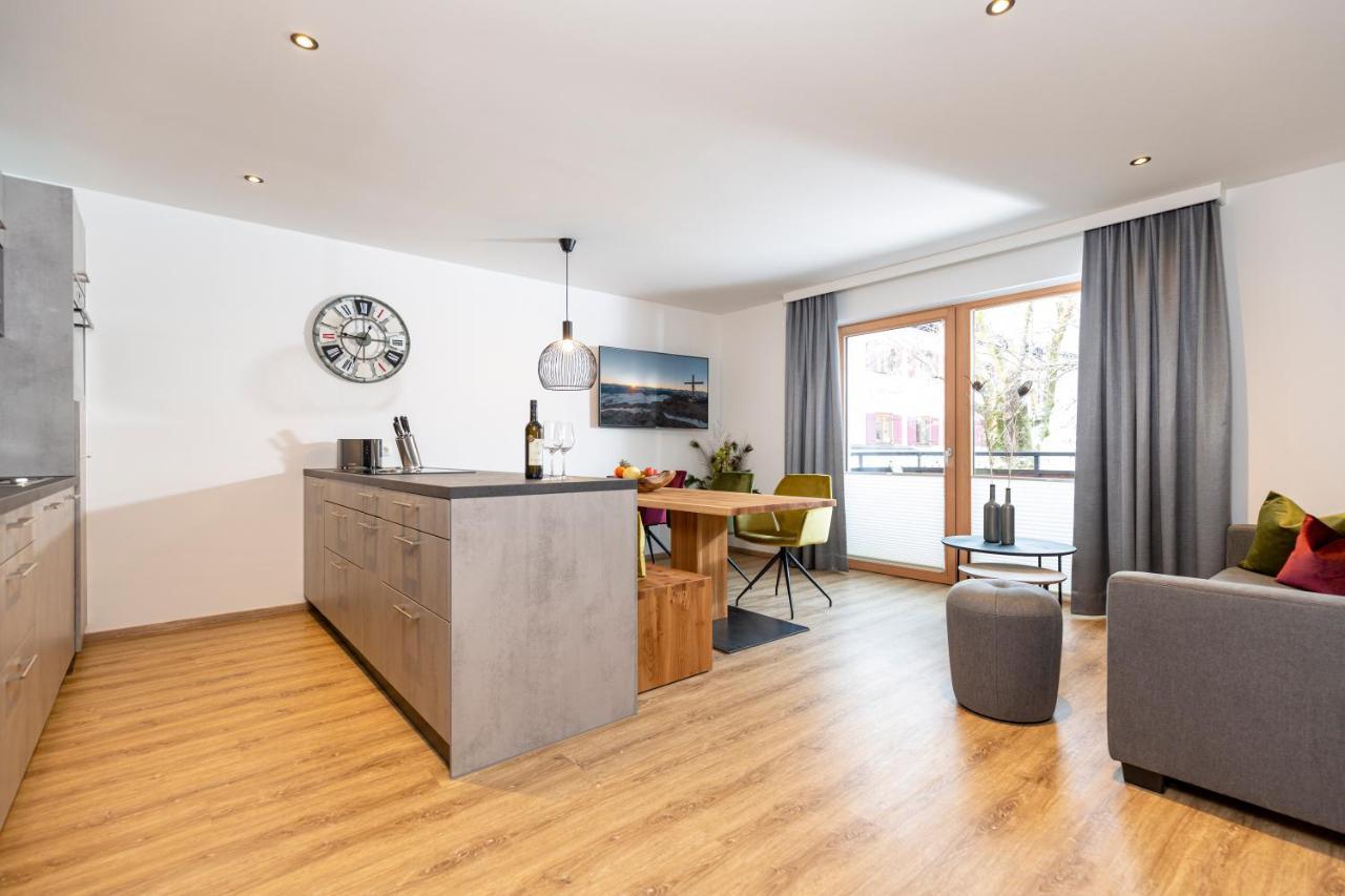 Apartment Rainer - Mittendrin Soll Exterior photo
